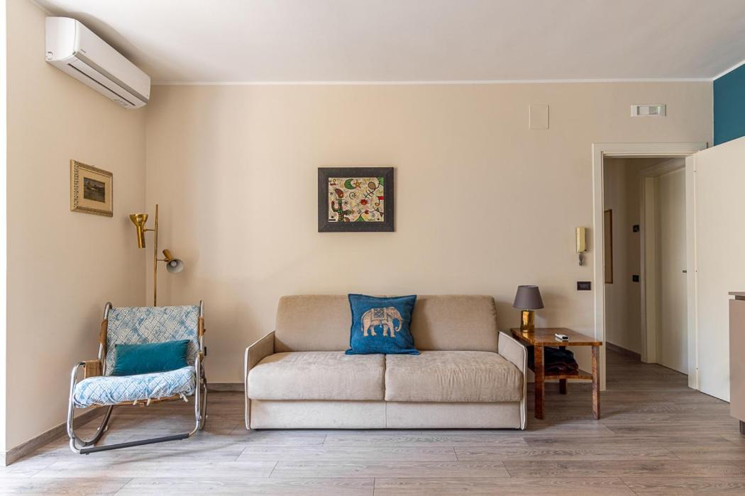 Studio Yvonne Apartment Bari Bagian luar foto